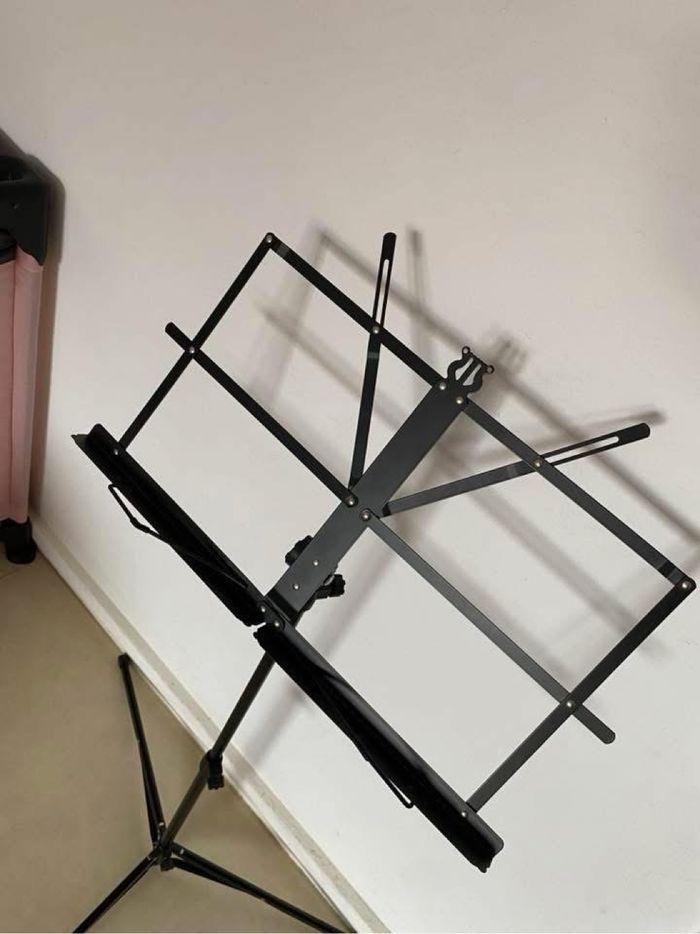 Pupitre avec housse de rangement, réglable sur plusieurs niveaux - photo numéro 6