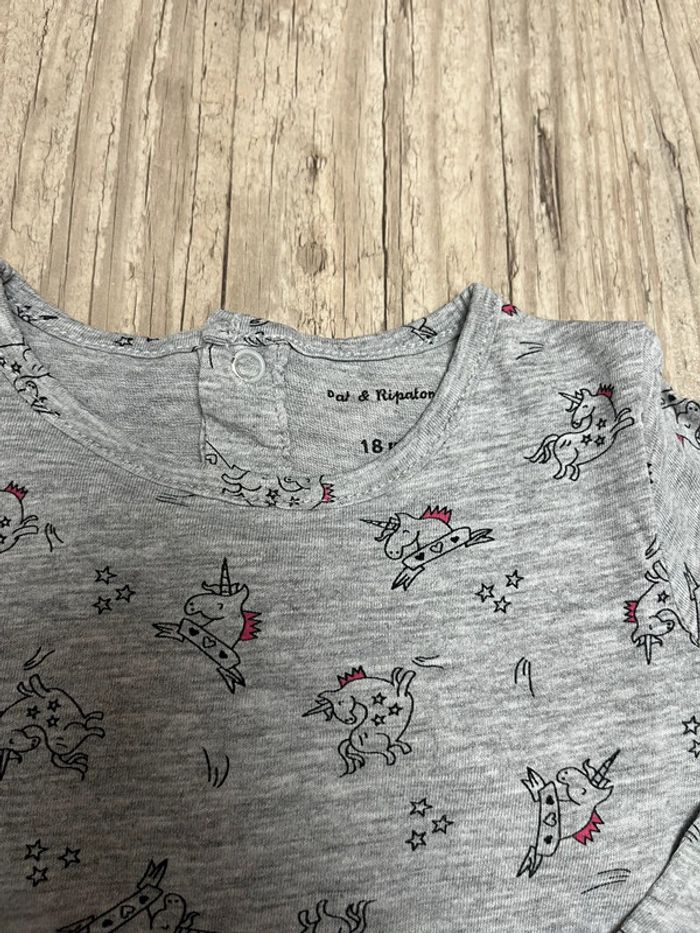 Teeshirt manches longues licorne taille 18 mois - photo numéro 3