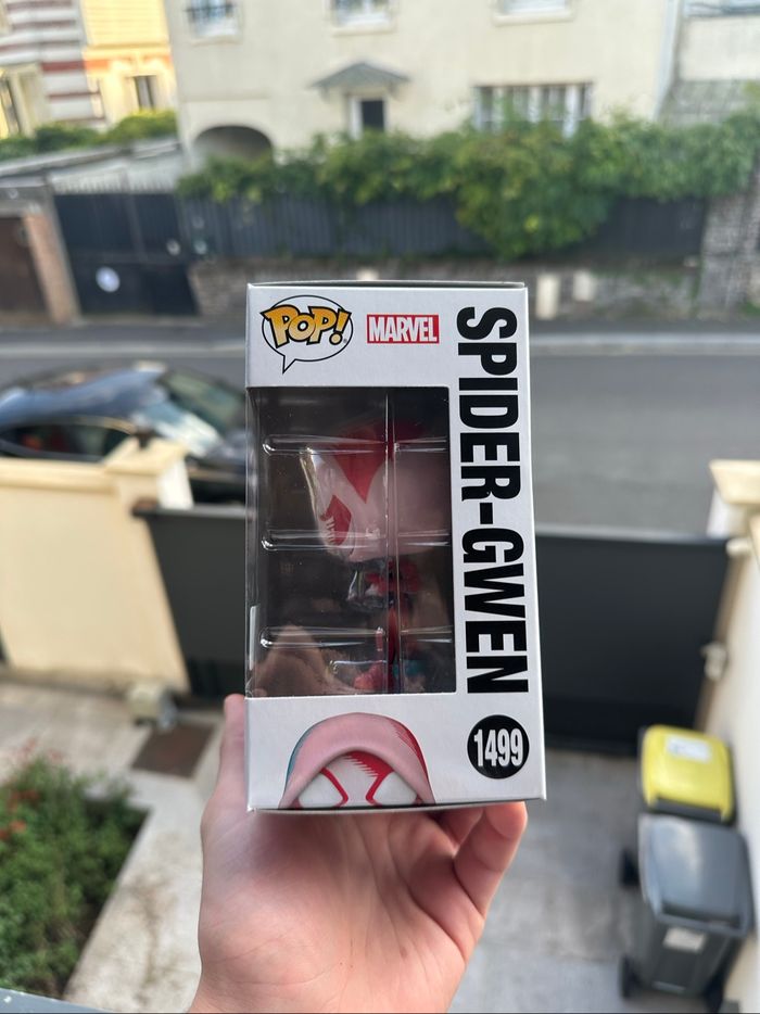 Lot de 2 Pop Spider Gwen Deco #1499 & Spider Man #1500 Deco édition limitée 7500 - photo numéro 9