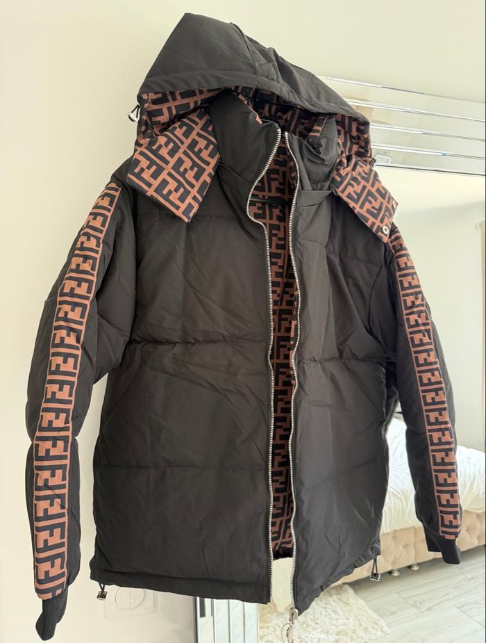 Doudoune Fendi réversible - photo numéro 2
