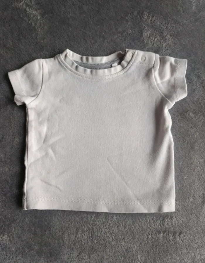 Lot t-shirts 50/56 cm - photo numéro 4
