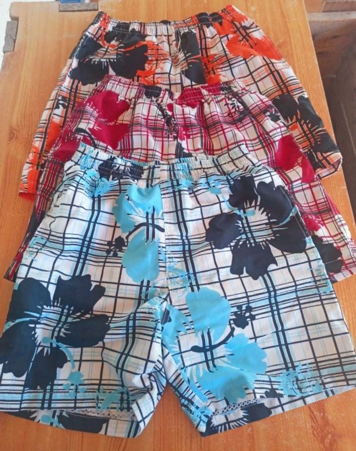 Lot 3 shorts de bain 12 ans