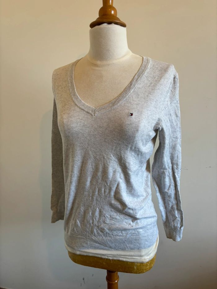 Pull Col V basique Tommy - photo numéro 2