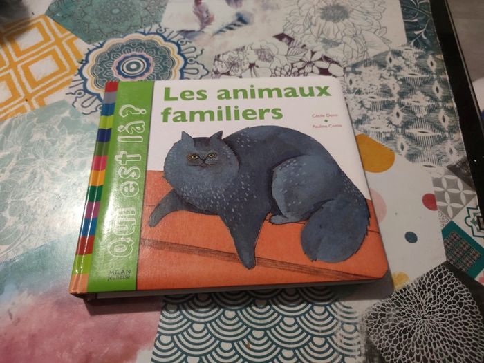 Album cartonné les animaux familiers