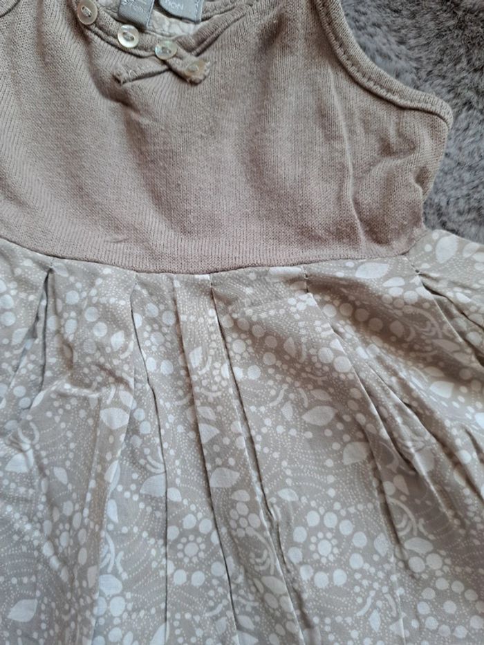Robe 6 mois - photo numéro 2
