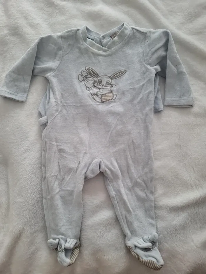 6 pyjamas velours - photo numéro 8