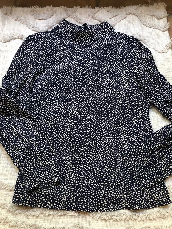 Blouse marine taille 38 - photo numéro 2