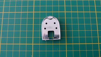 Bouclier avant pièce détachée miniature Burago bugatti type 59 1934 1/18 #B57