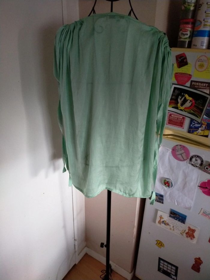 Joli haut pour l'été avec épaule découvert - photo numéro 6