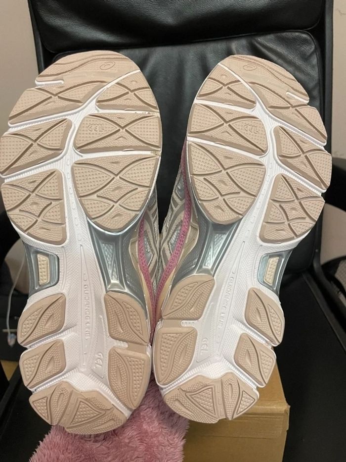 Asics Gel Nyc 41.5 - photo numéro 6