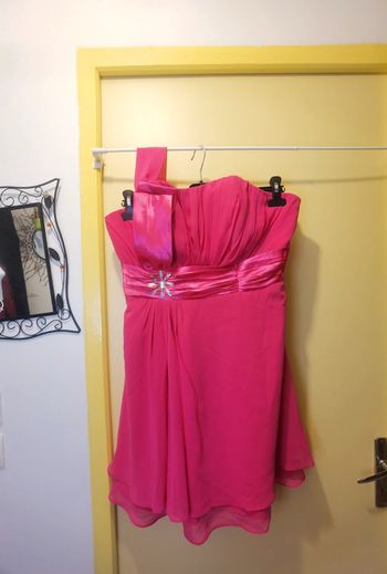 Rose fushia 1 bretelle