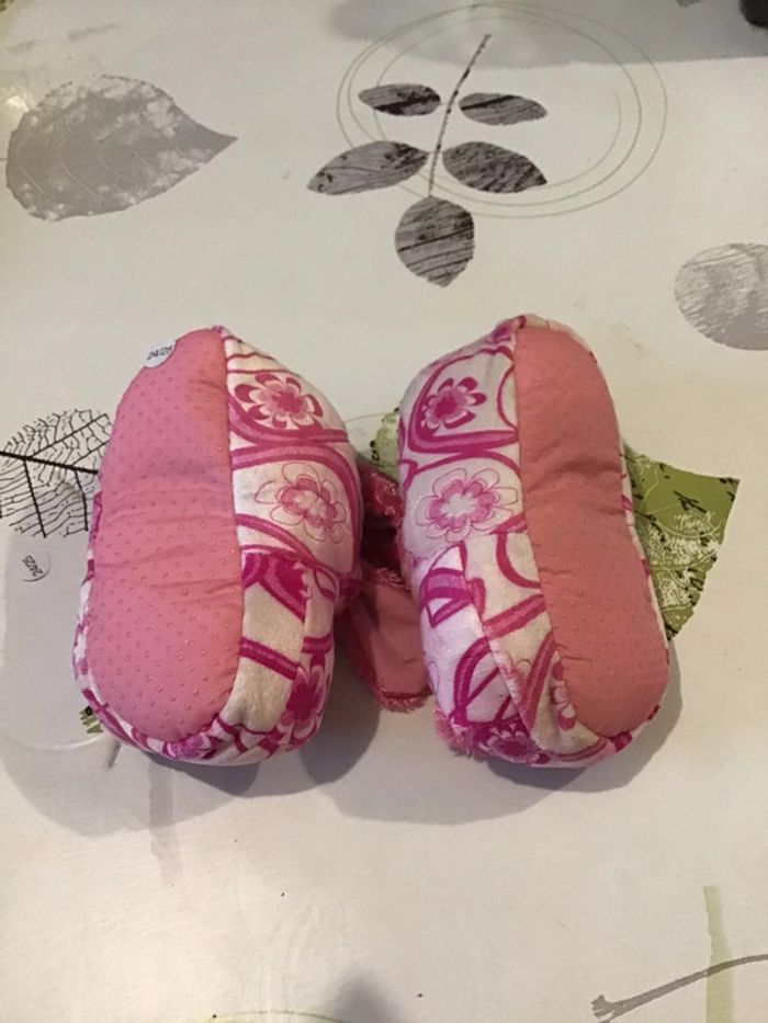 Chaussons fille rose et blanc taille 25-25 - photo numéro 4