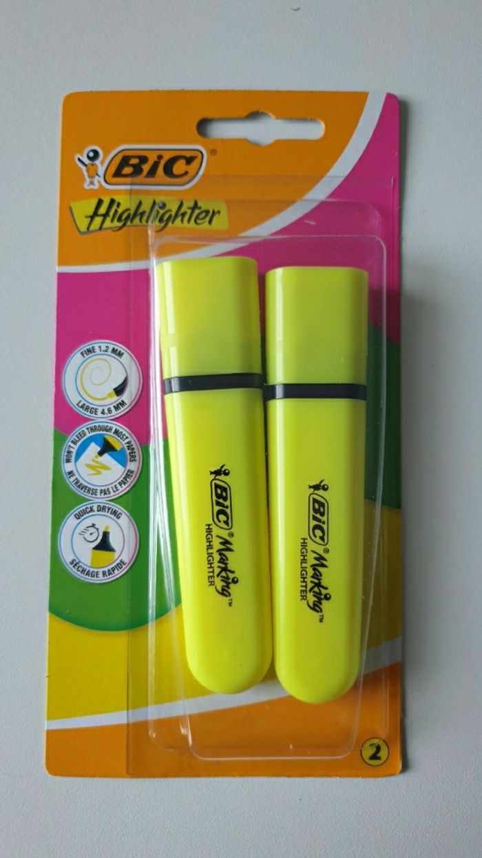 Neuf fournitures scolaires lot 2 surligneurs jaune fluo Bic
