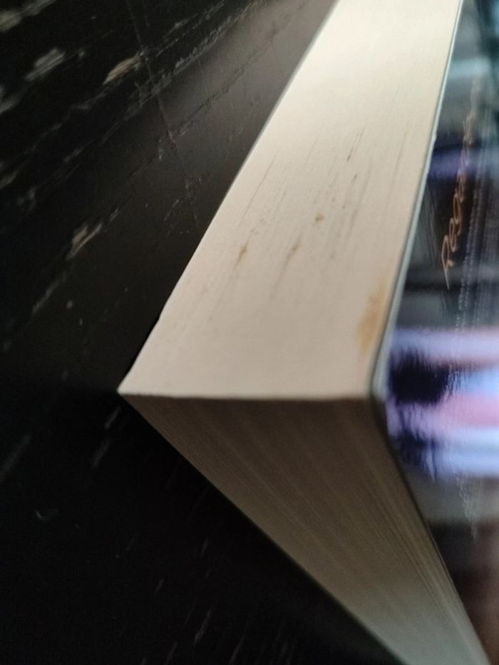 Livre Regarde moi - photo numéro 4