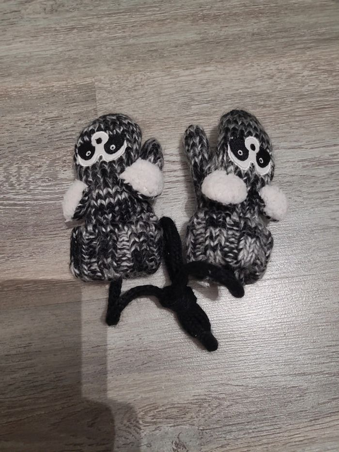 Moufles pandas noir et blanc fourrés