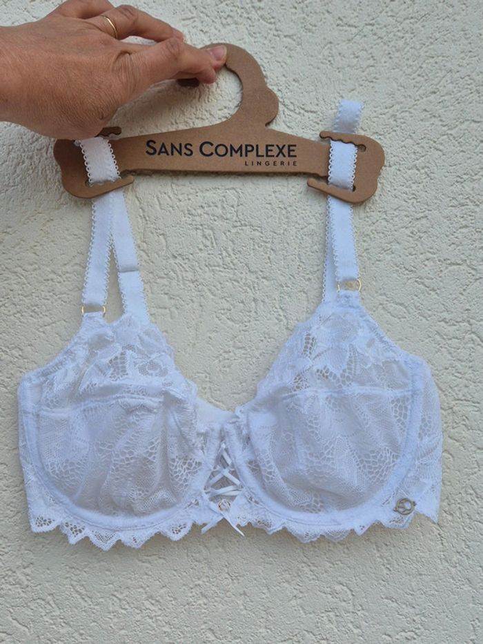 Soutien gorge Avec armatures 95C blanc.