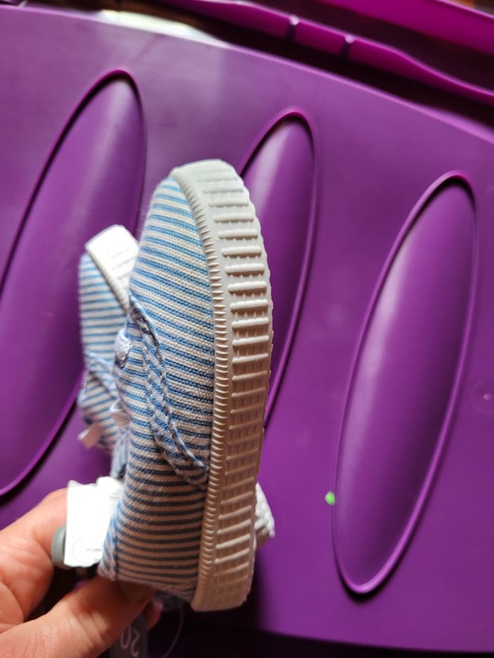 Chaussures en toiles - photo numéro 2