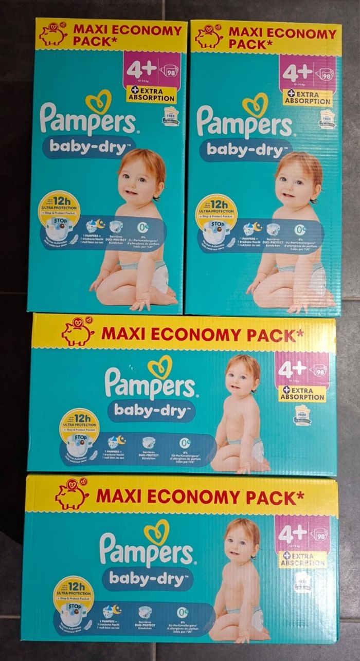 392 couches en pampers taille 4+