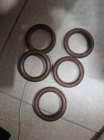 Lot de 5 anneaux en bois