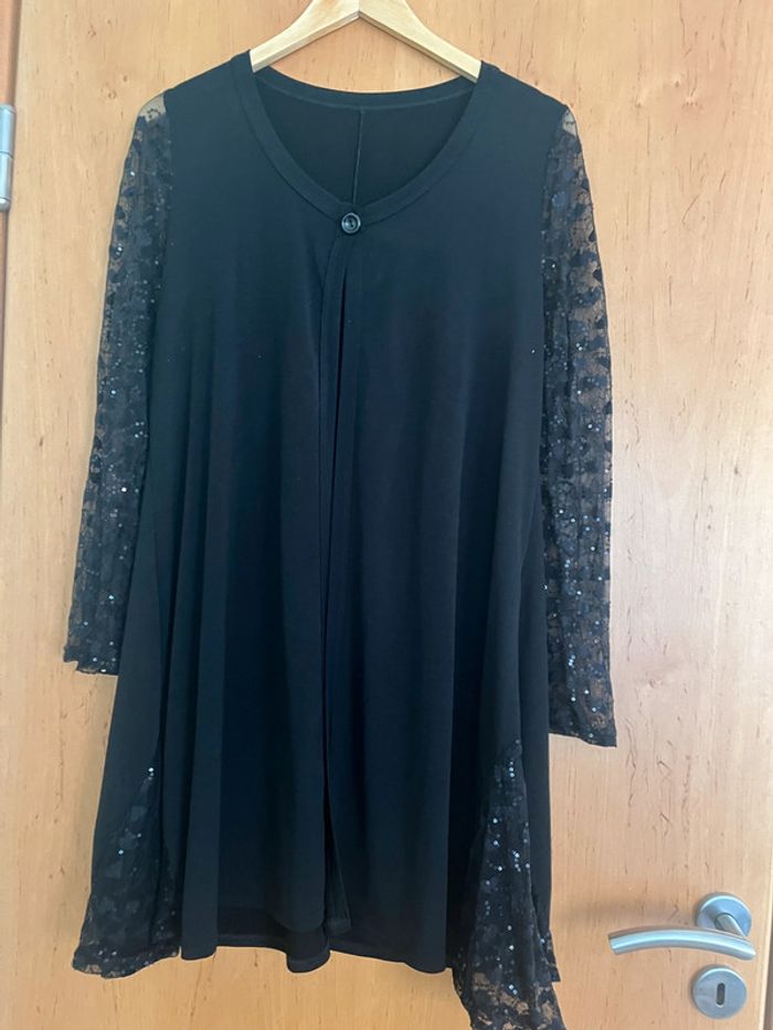 Magnifique gilet long manches dentelles