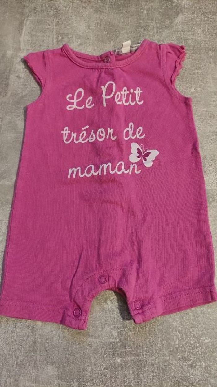 Combishort bébé fille 1 mois
