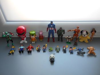 Lot de figurines