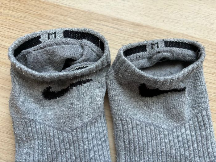 Paire de socquettes basses Nike taille M - photo numéro 3