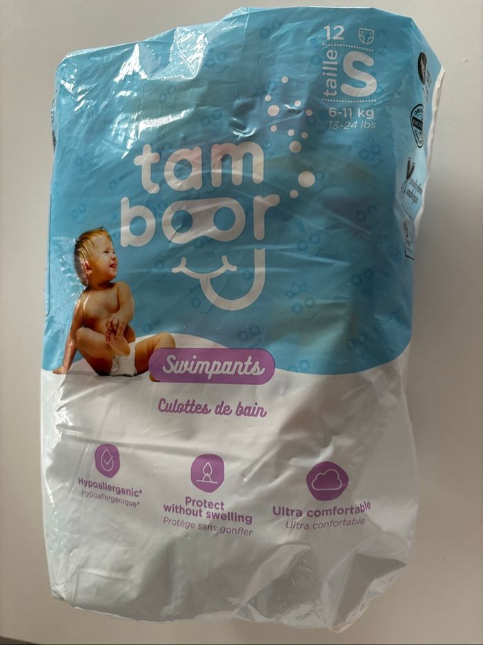 Couches culottes de bain