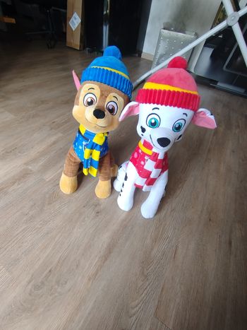 Lot peluches géantes pat patrouille