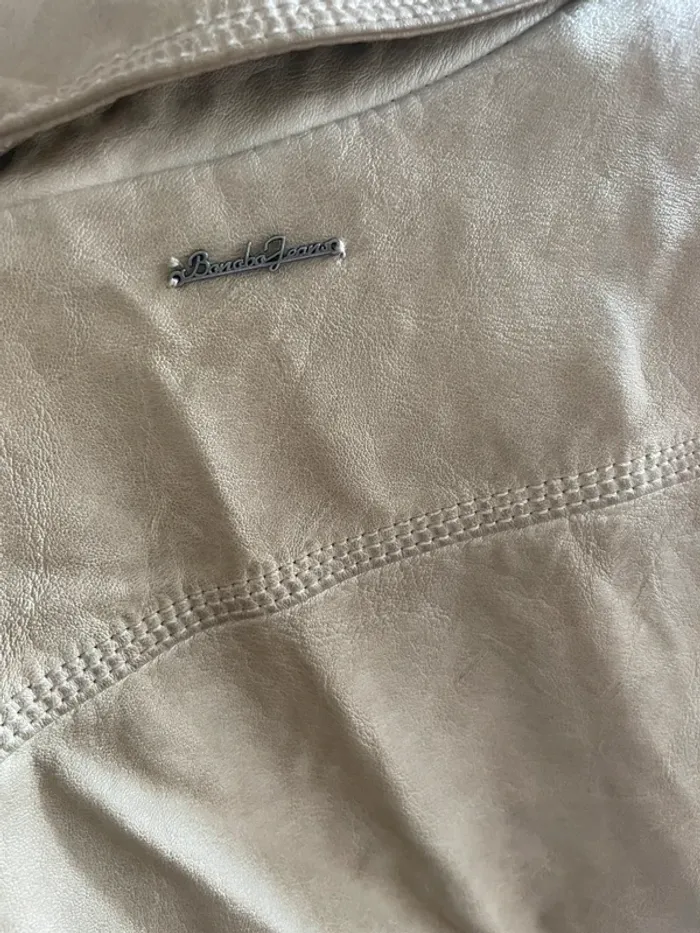 Veste similicuir - Taille S - photo numéro 4