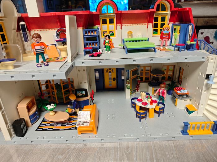 Playmobil 3965 Maison contemporaine avec tous les accessoires - photo numéro 5