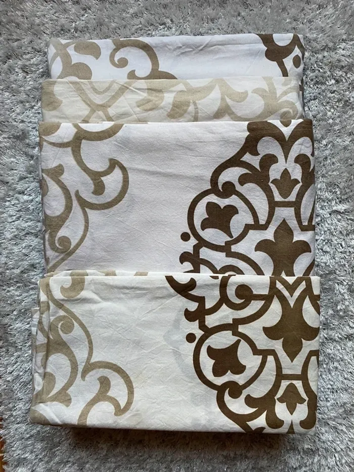 Parure de lit 4 pieces