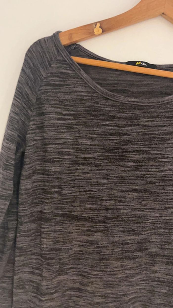 Tee-shirts taille 40 - photo numéro 3