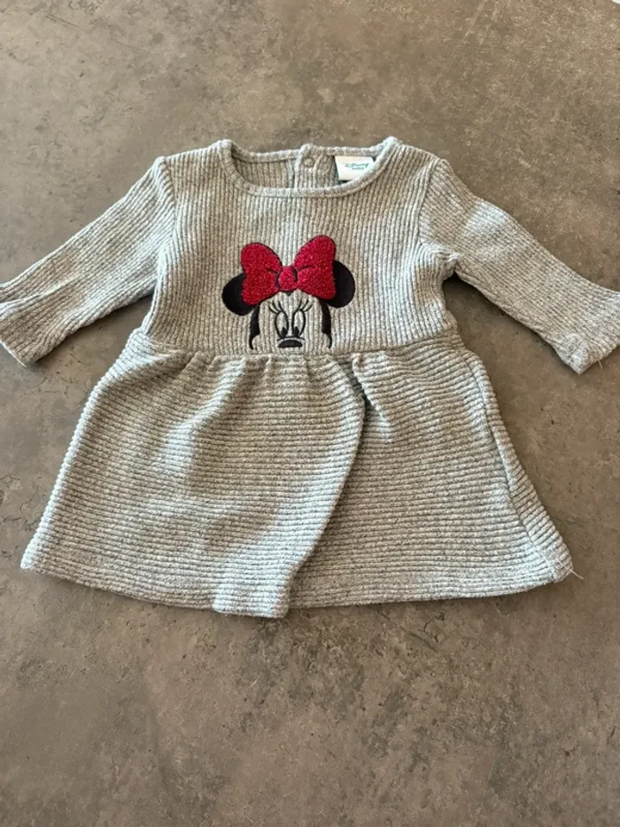 Robe grise