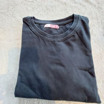 T-shirt ML 4 ans
