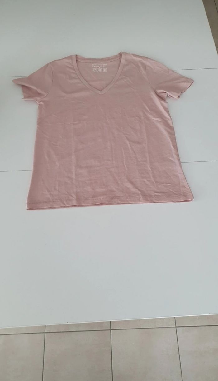 T shirt neuf rose en S - photo numéro 1