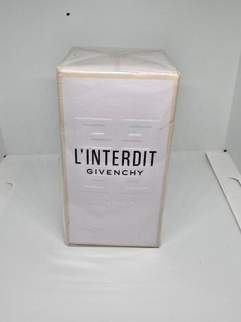 Parfum Givenchy L’INTERDIT Neuf, encore scellé.