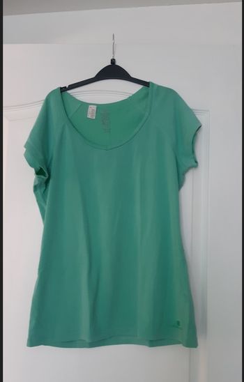T-shirt Domyos, taille L, vert pâle