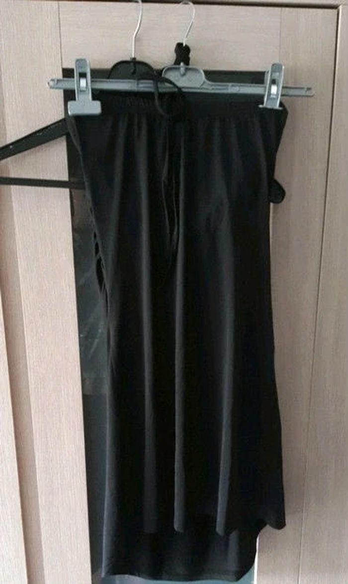 Robe noir - photo numéro 3