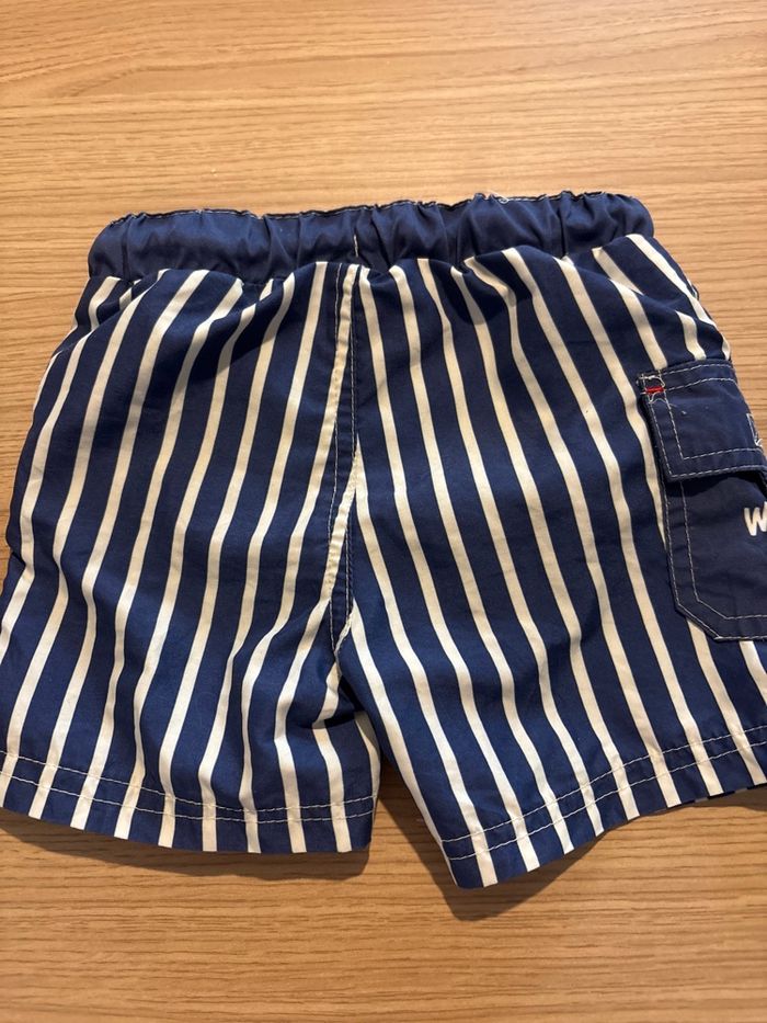 Short de bain Mickey garçon taille 23 mois 2 ans - photo numéro 4