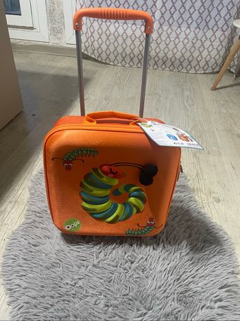 Valise motif chenille - Oops