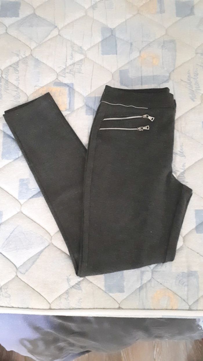 Pantalon jegging mango