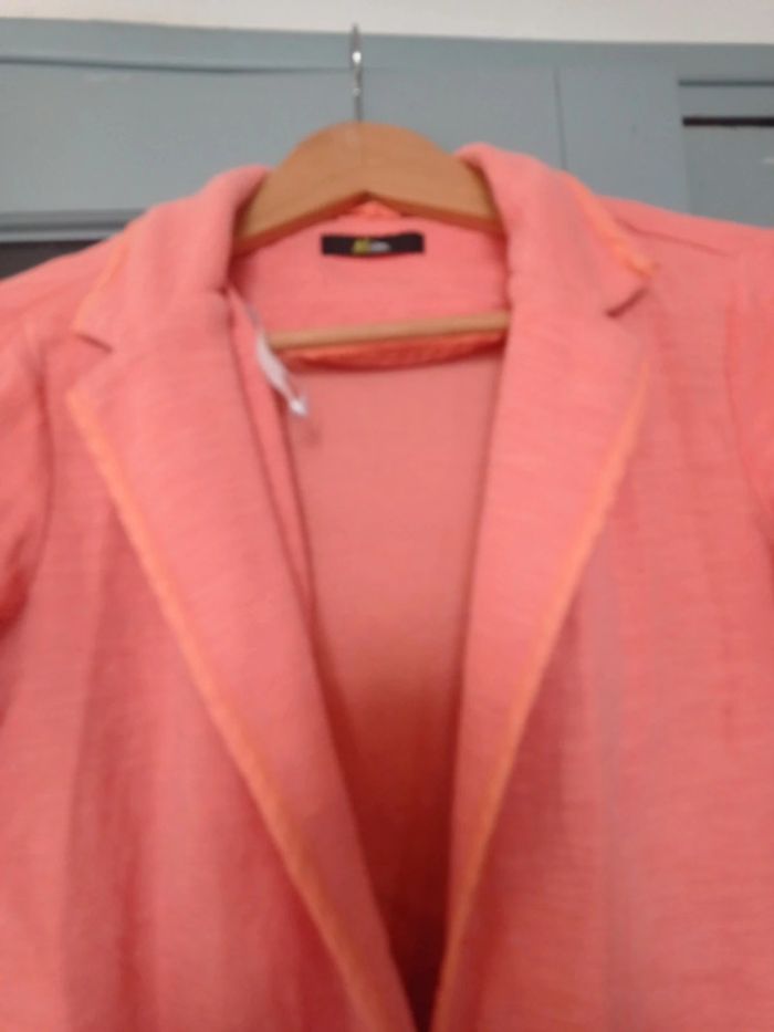 Veste - photo numéro 2