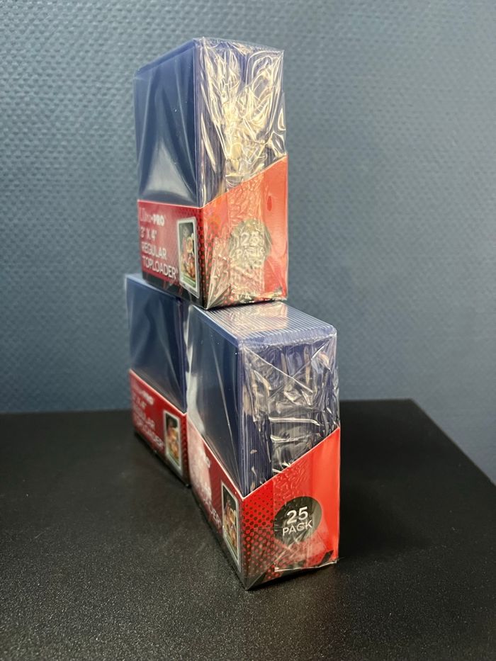 Lot de 3x25 top loader Ultra Pro - photo numéro 3