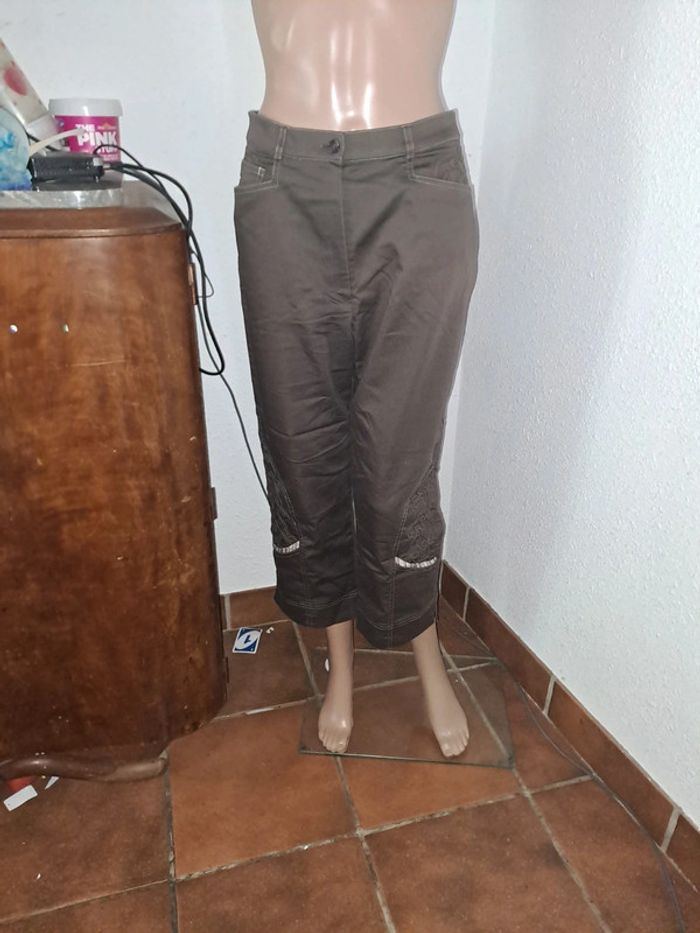 Pantacourt femme taille 40