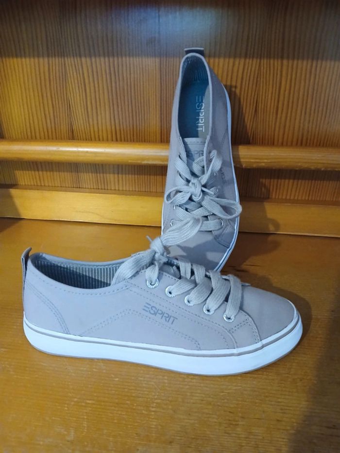 Basket femme Esprit pointure 37
