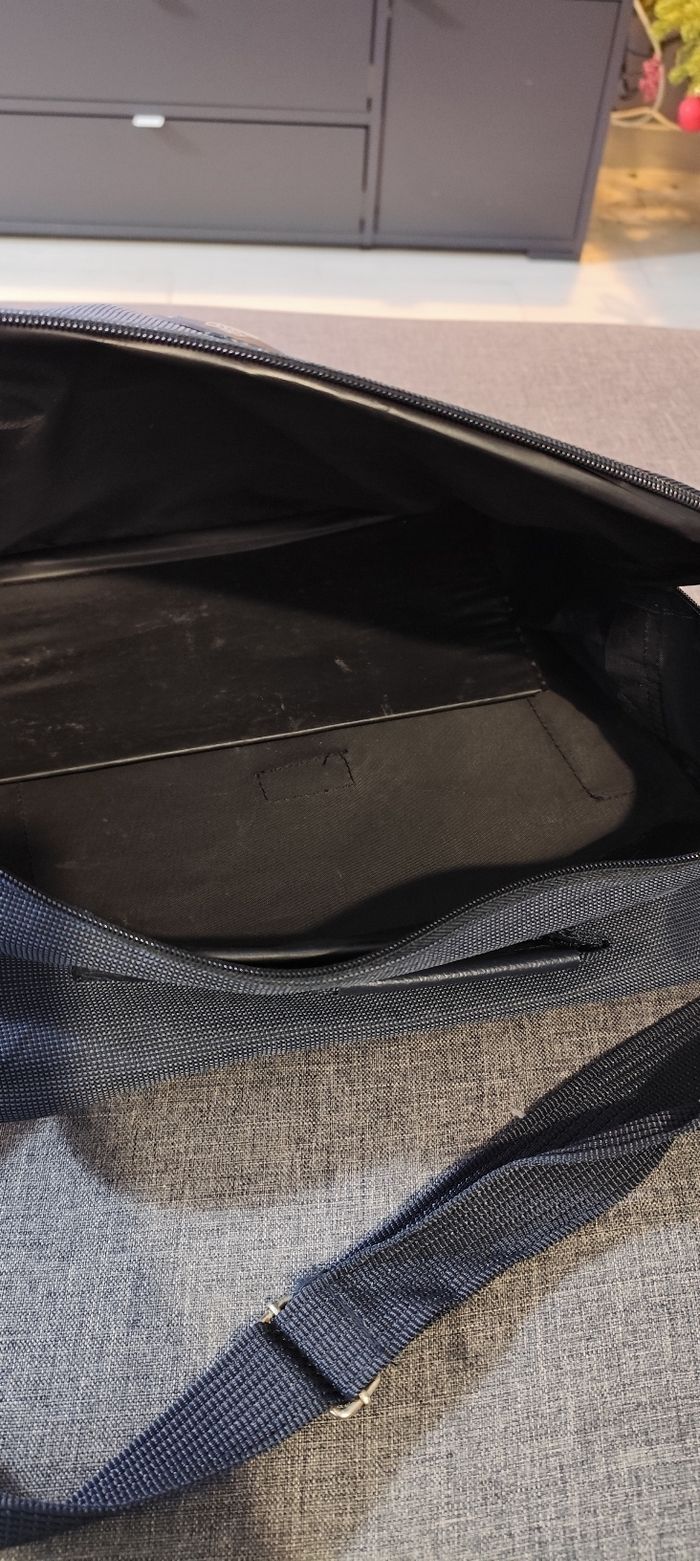 Petite. Valise souple 30 x39 cm - photo numéro 2