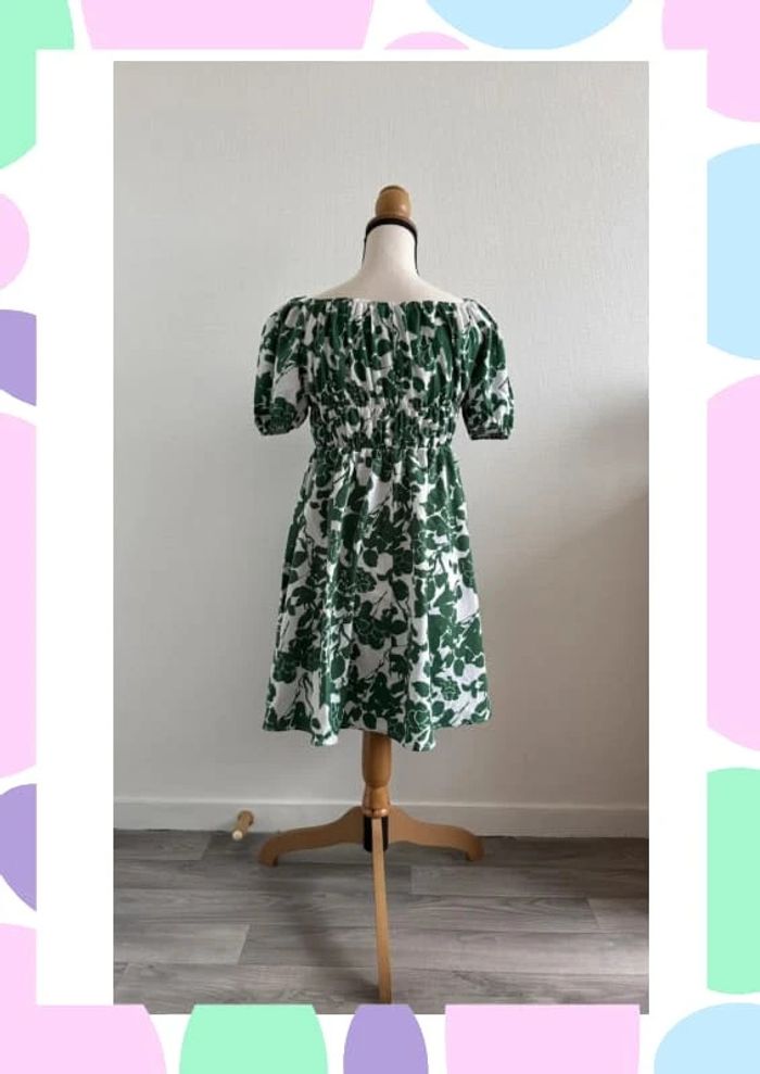 Robe verte à imprimé floral – taille M – neuve - photo numéro 2