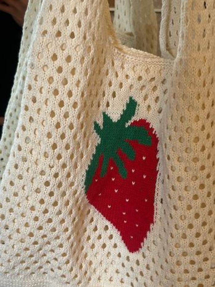 Sac a motif fraise 🍓 - photo numéro 4