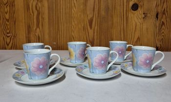 Lot 6 tasses à cafe expresso blanche avec fleur et 6 sous tasse